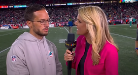Mike McDaniel's halftime interview.
Credit: House of Highlights